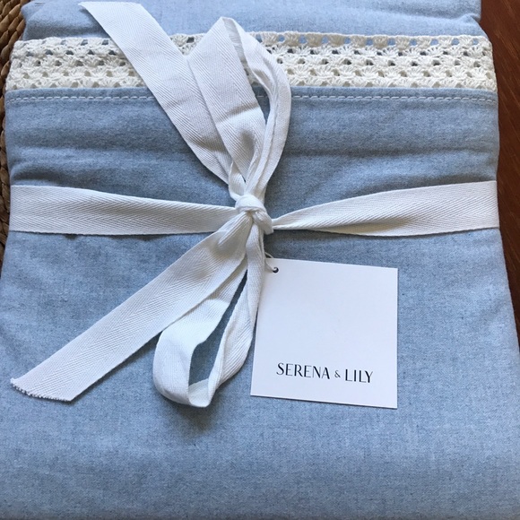 Serena & Lily Other - Serena & Lily flannel queen flat sheet with cases